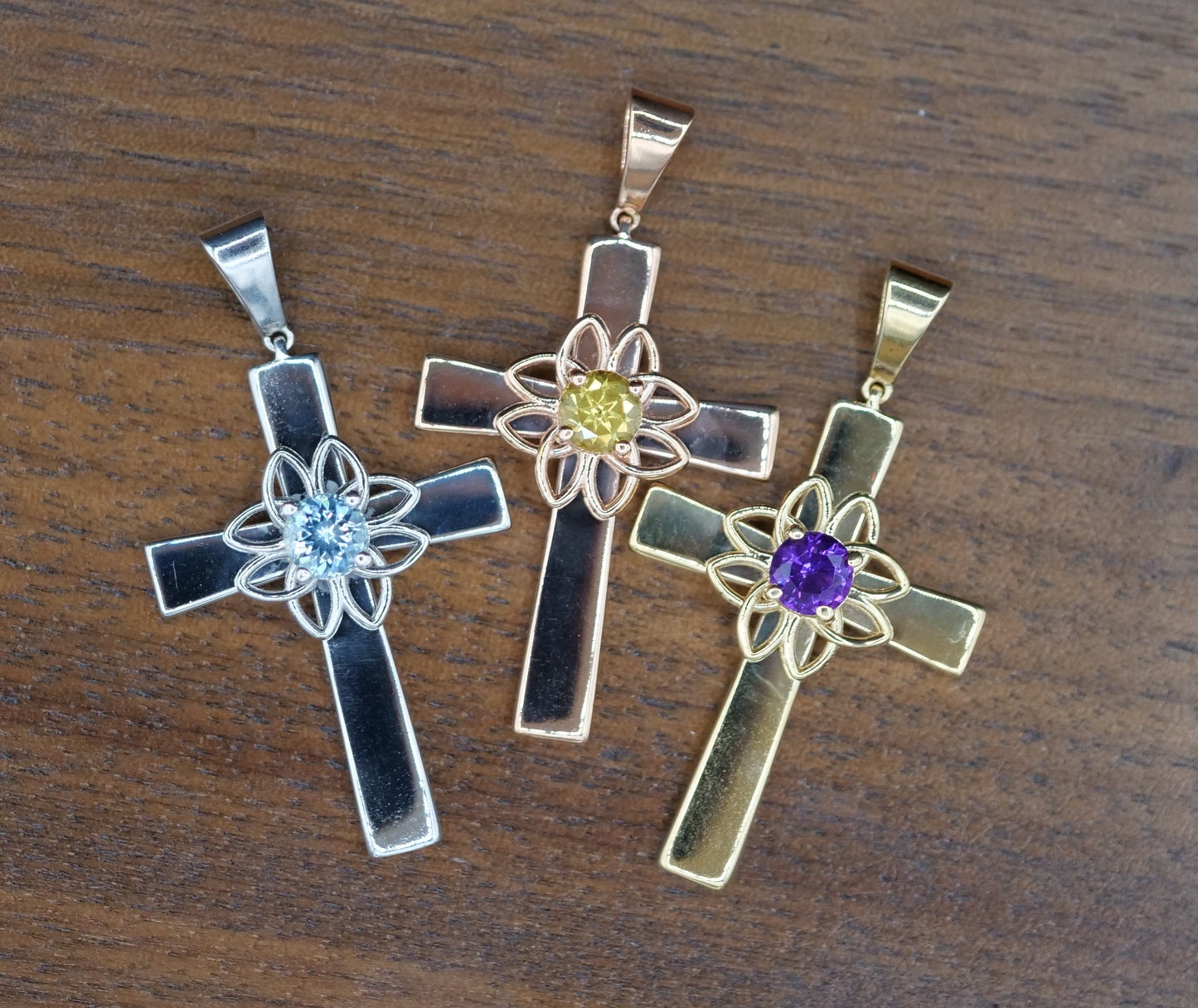 The Contemporary Celtic Knot and Gemstone Cross